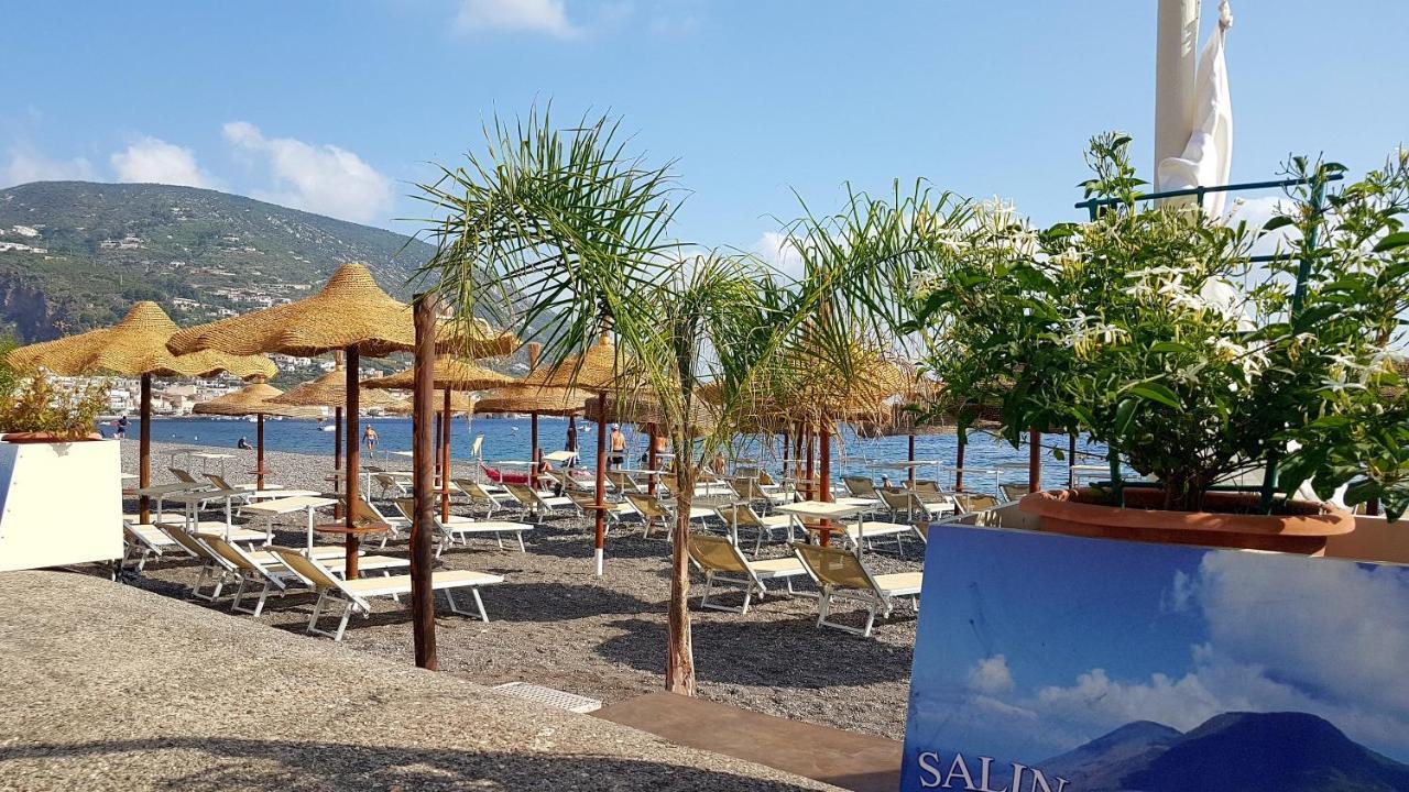 Lipari Blu Appartement Buitenkant foto