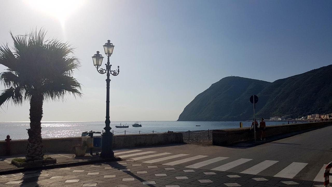 Lipari Blu Appartement Buitenkant foto